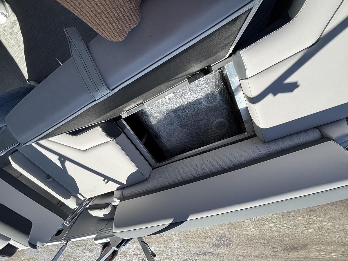 2026 Avalon 2385 CATALINA QUAD LOUNGE SHIFT