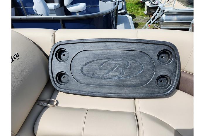 2024 BENTLEY PONTOONS 220 LEGACY NAV WIDE PORT GATE BP-24-07