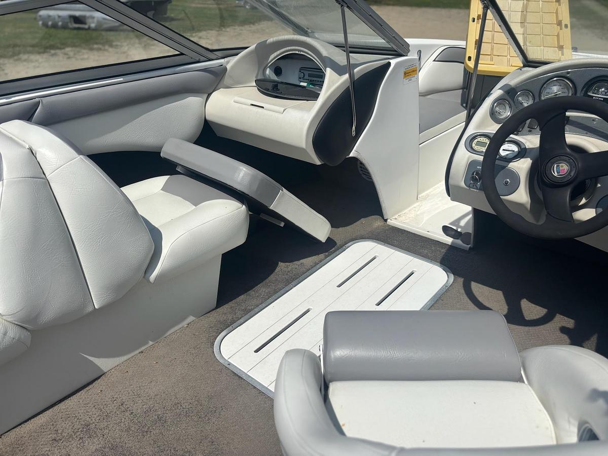 Used 2007 Mariah SX19