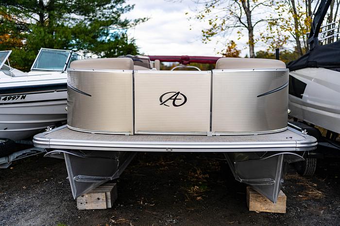 Used 2017 Avalon 2285 LSZ Cruise