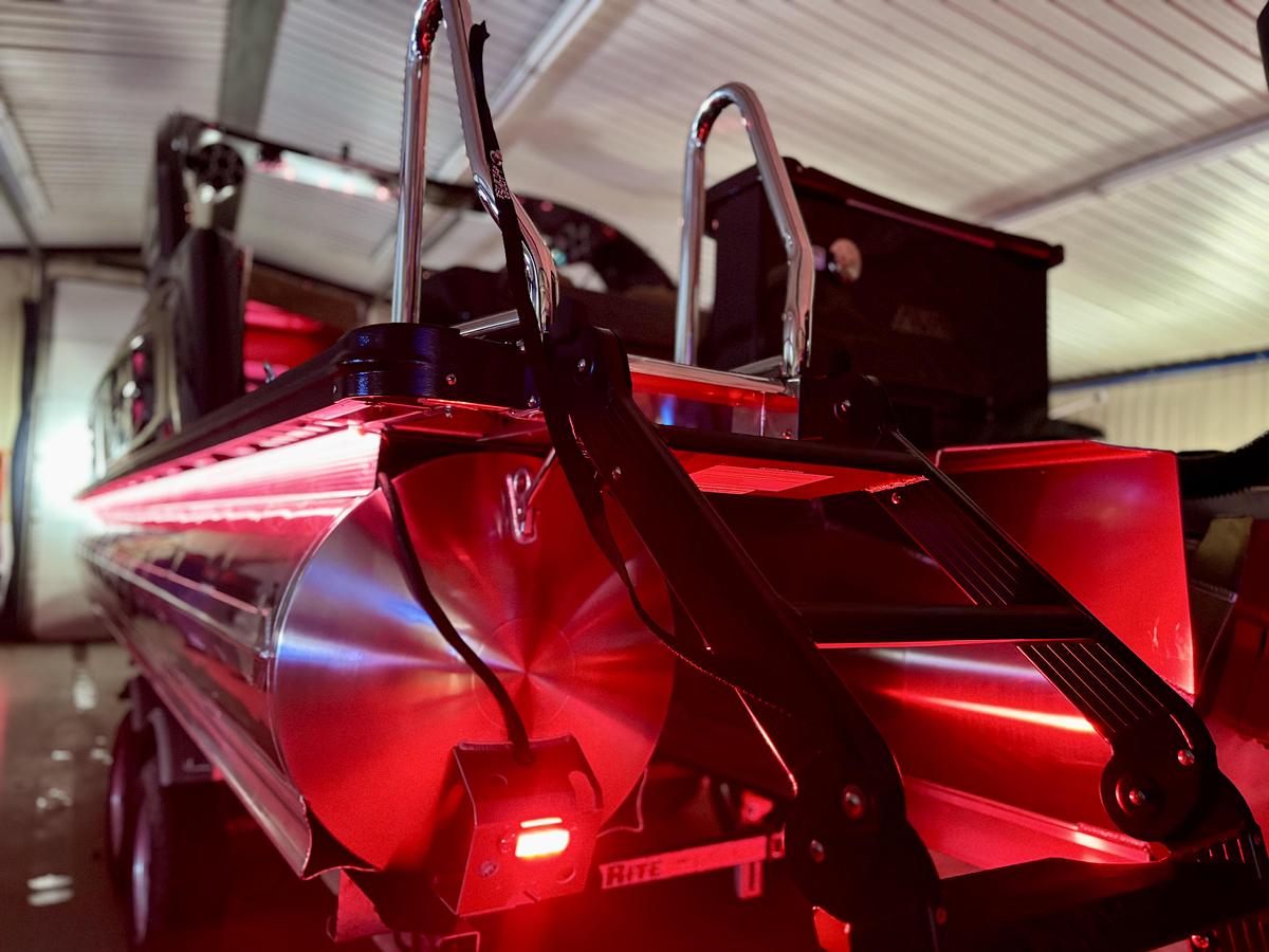 2026 Avalon 2585 Carbon Fiber Excalibur Tritoon