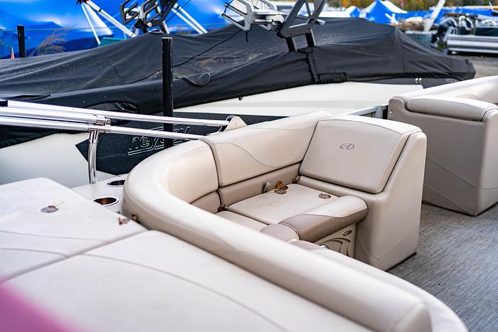 Used 2017 Avalon 2285 LSZ Cruise