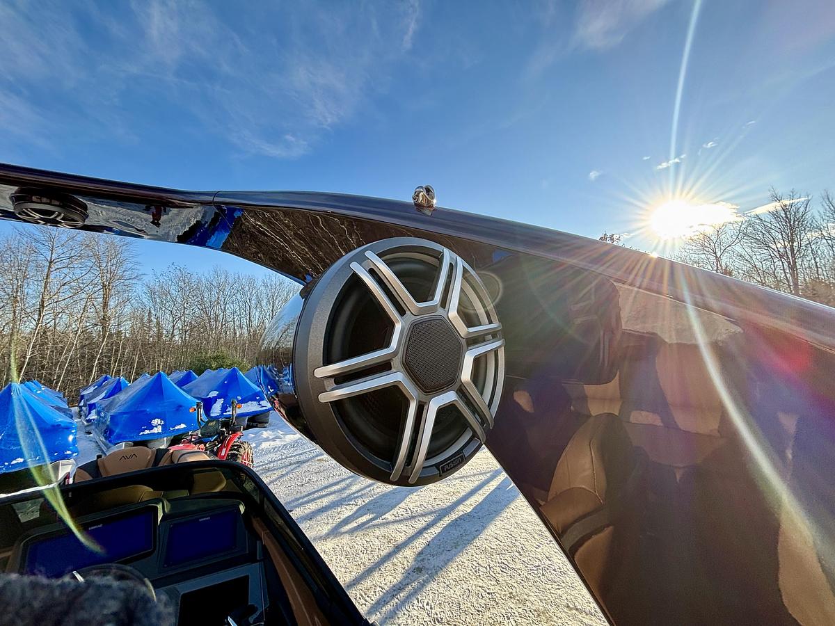 2026 Avalon 2585 Carbon Fiber Excalibur Tritoon