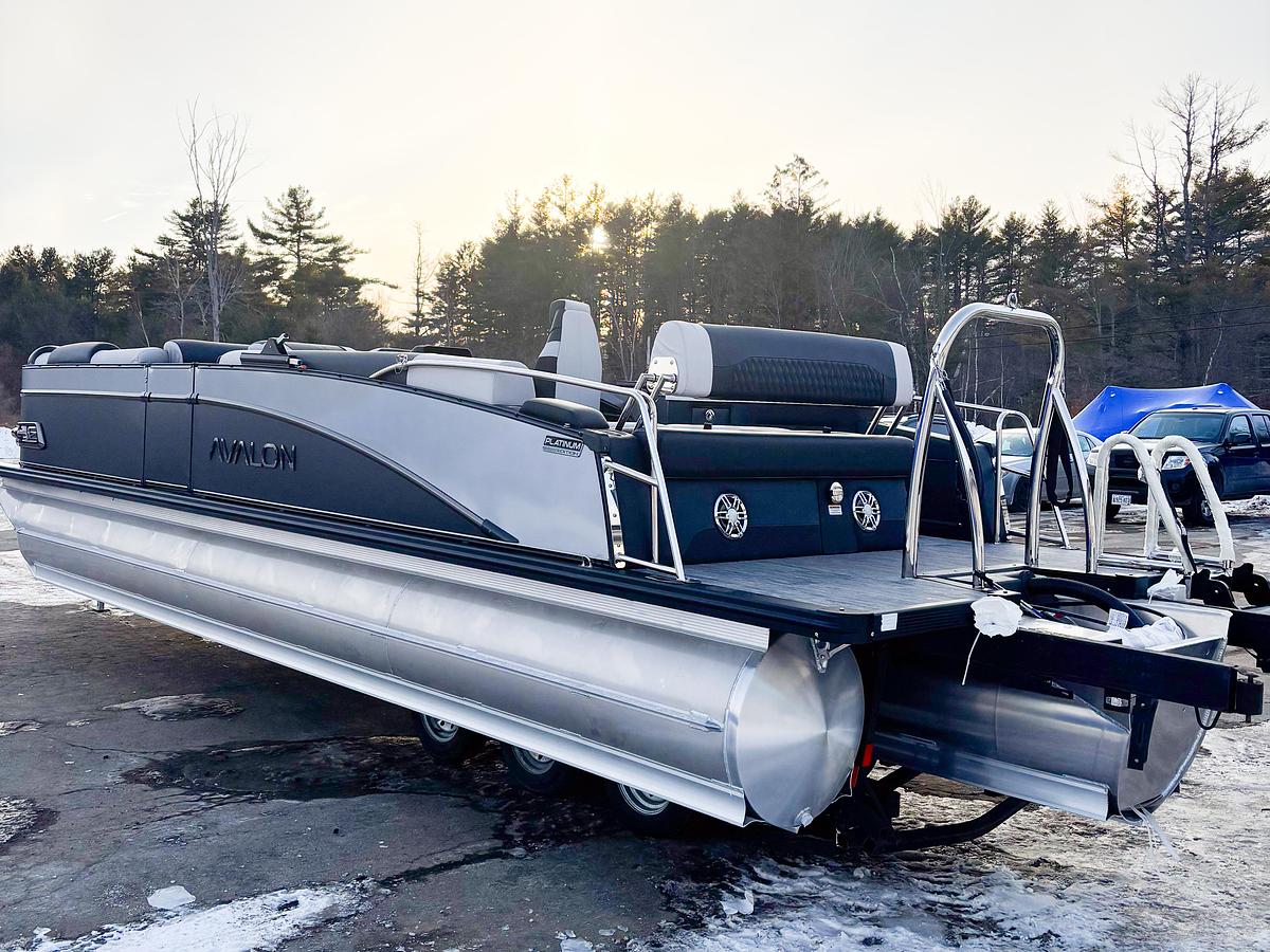 2026 Avalon 2385 CATALINA CRB