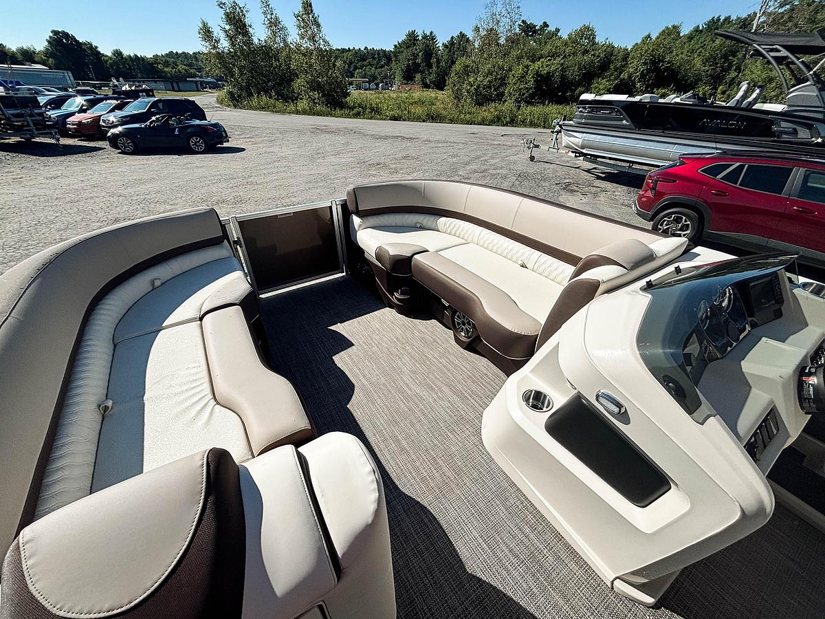 2026 Avalon 2385 LSZ ELITE