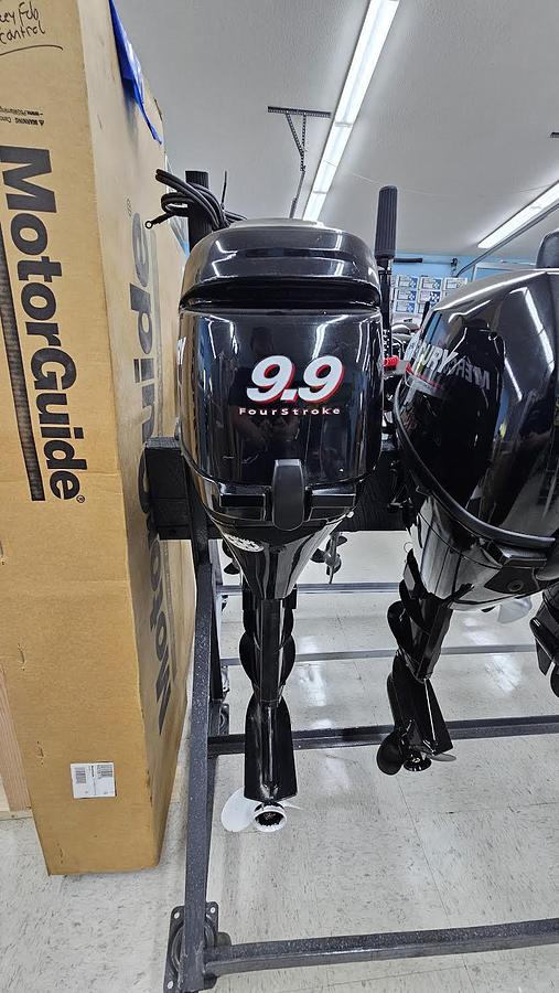 Used 2006 Mercury  9.9 Long Electric Start