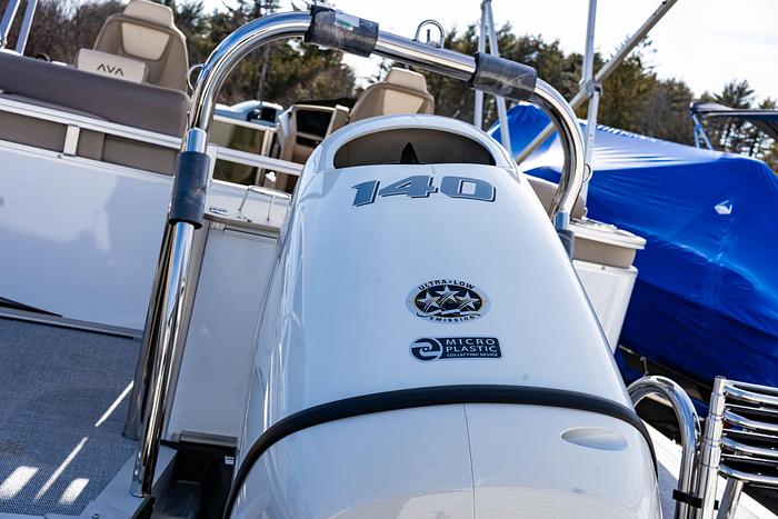 Avalon LSZ- 21' Quad Lounge