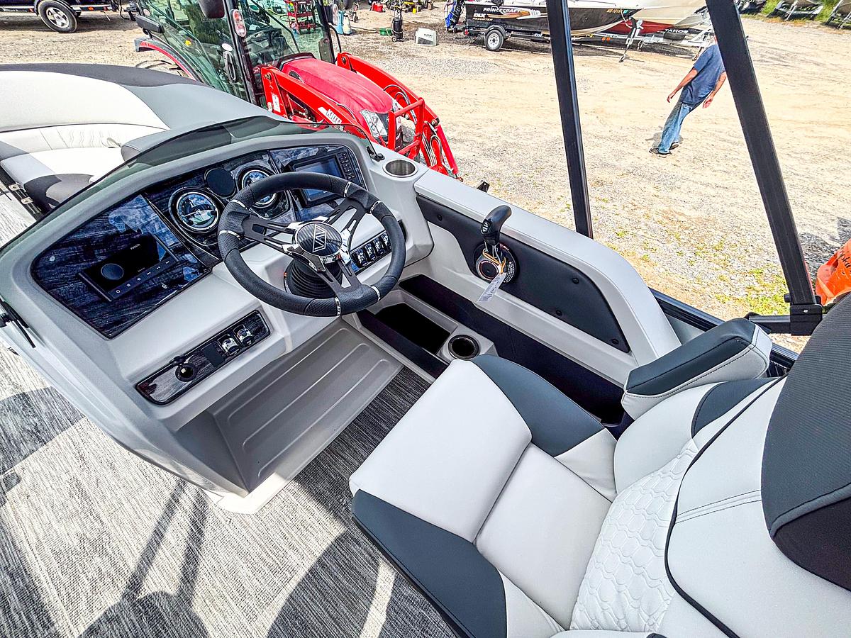 2026 Avalon 2185 LSZ QLS