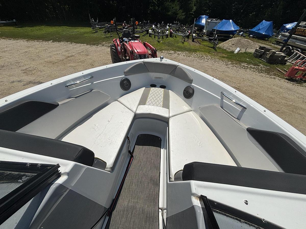 Used 2021 Glastron GTS 205