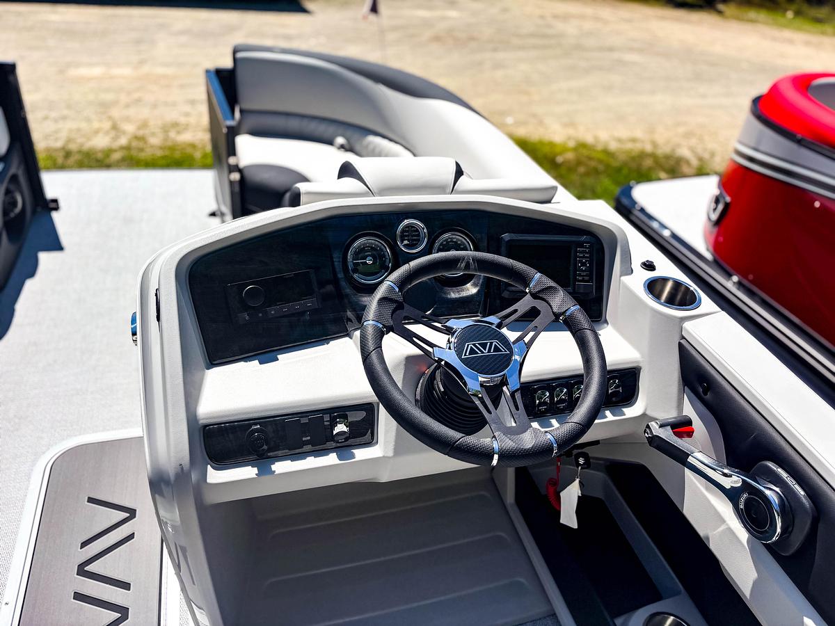 2026 Avalon 1985 LSZ CR TRITOON