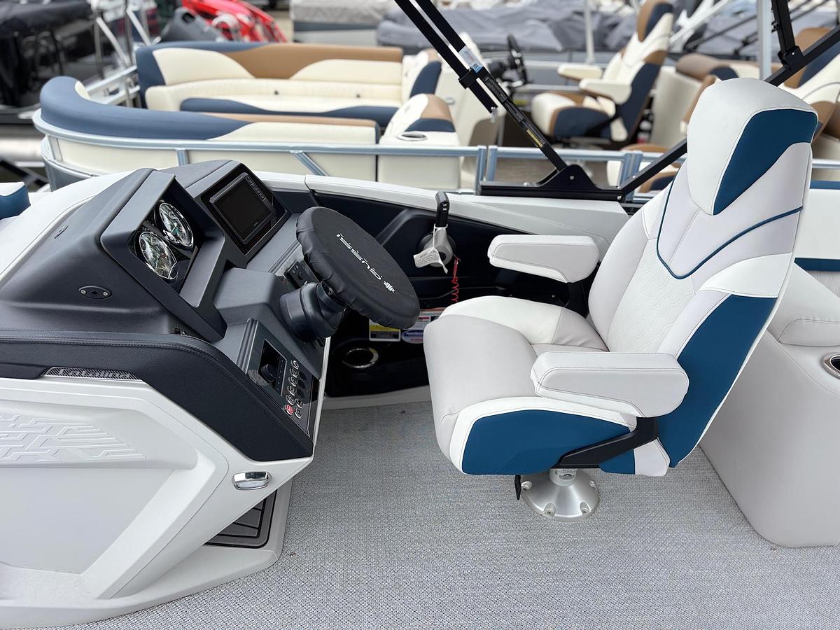 2026 Avalon 2585 CATALINA QLS TRITOON