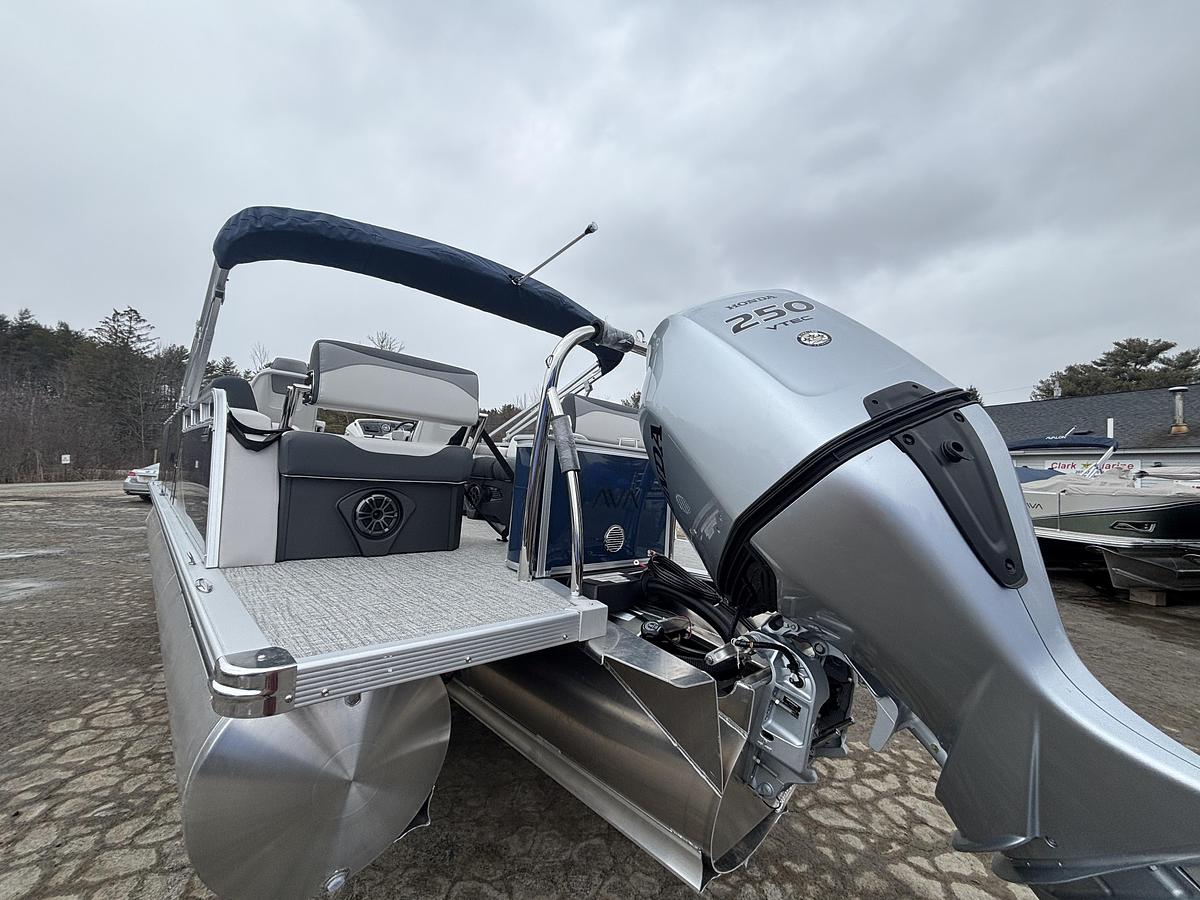 2026 Avalon 2385 LSZ QLS