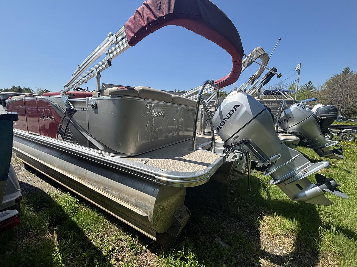 Used 2021 Avalon 2085 LSZ CR