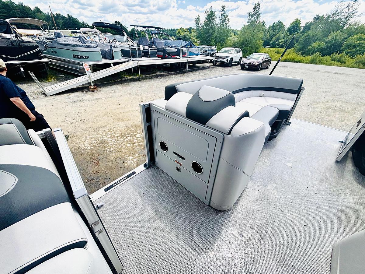 2026 AVALON 2385 LSZ ELITE TRITOON NEW HONDA 200