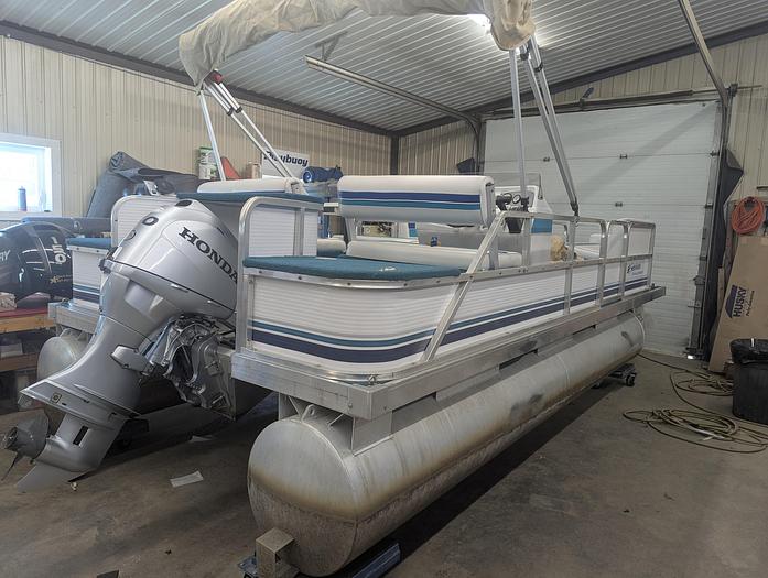 Used 1995 Sweetwater