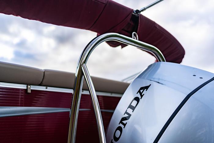 Used 2017 Avalon 2285 LSZ Cruise