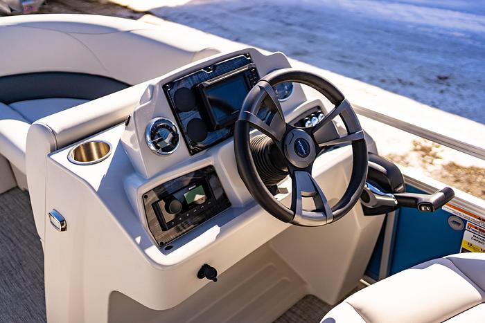 2025 Avalon 1980 VLS Quad Lounge