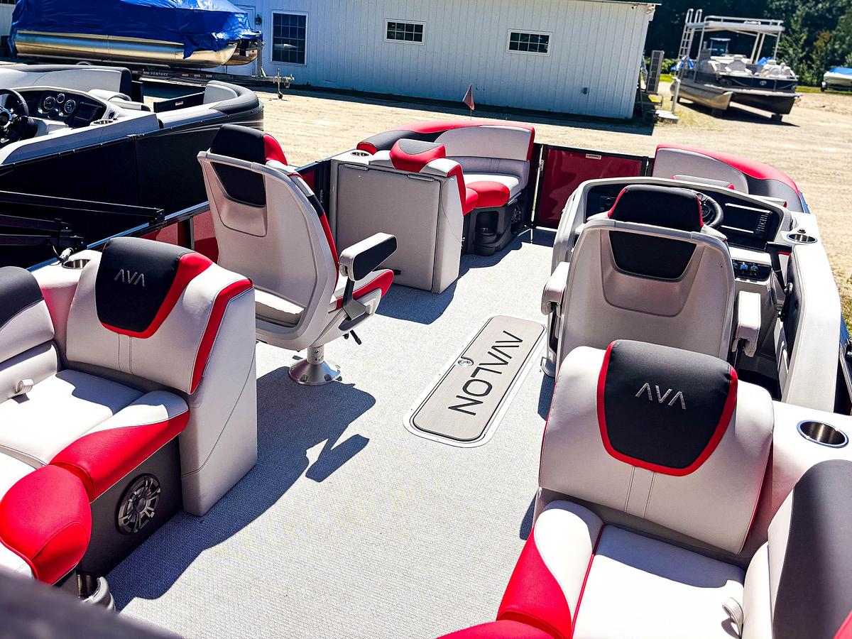 2026 Avalon 2185 LSZ QL TRITOON