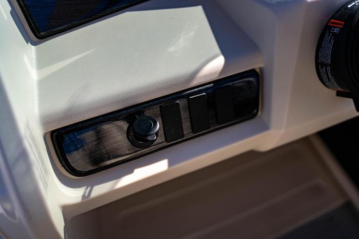 Used 2025 Avalon 1985 LSZ Cruise