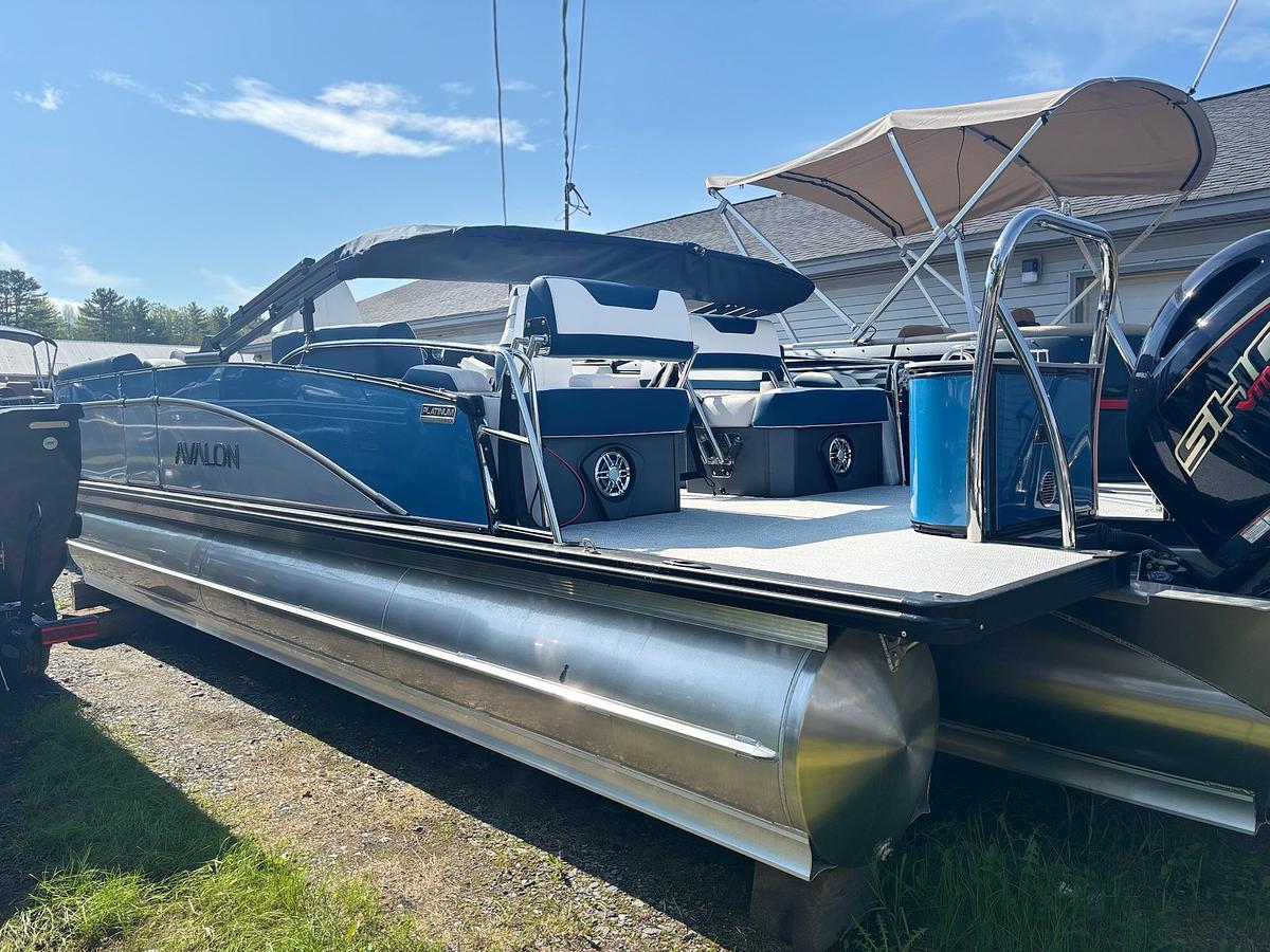 2026 Avalon 2385 CATALINA QLS TRITOON