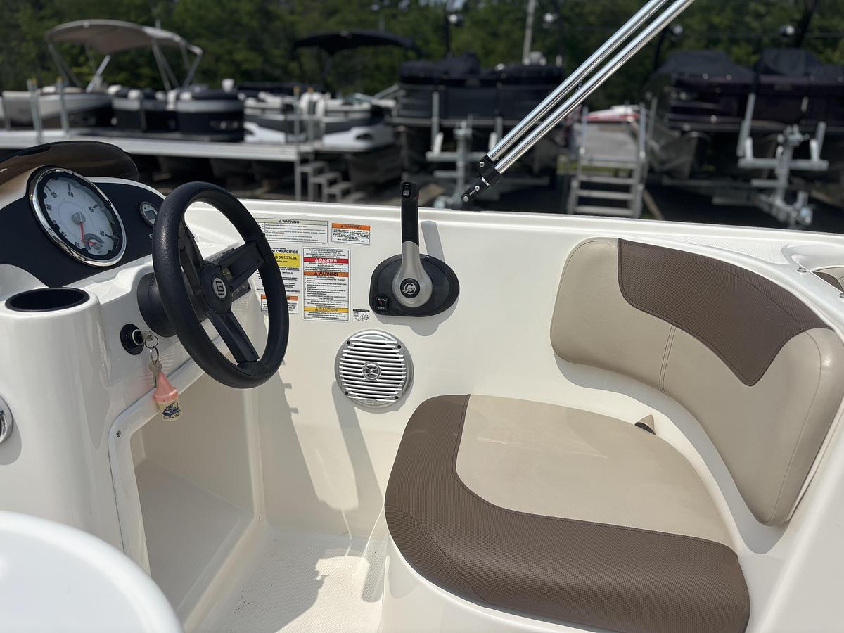 Used 2016 Bayliner Element XL