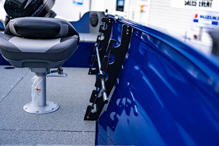 2025 Crestliner 1650 Kodiak Side Console