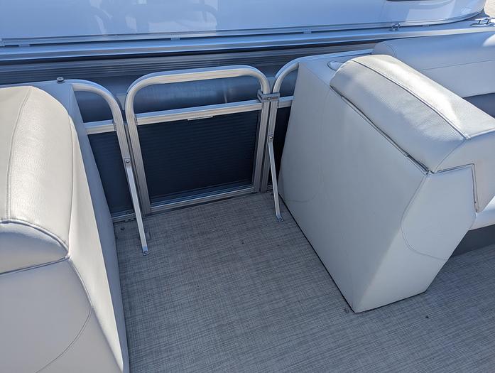 Used 2019 Avalon 2385 GS Cruise