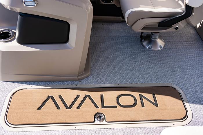 Avalon LSZ- 21' Quad Lounge
