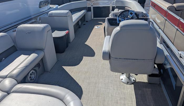 Used 2019 Avalon 2385 GS Cruise