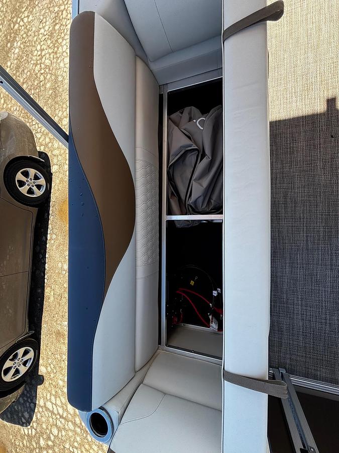 2026 Avalon 2385 VEN QL TRITOON