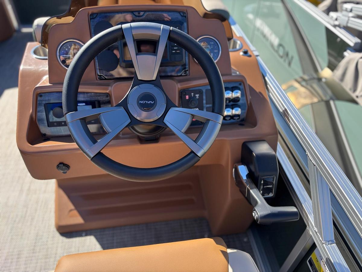 2026 Avalon 2185 VEN85 CR