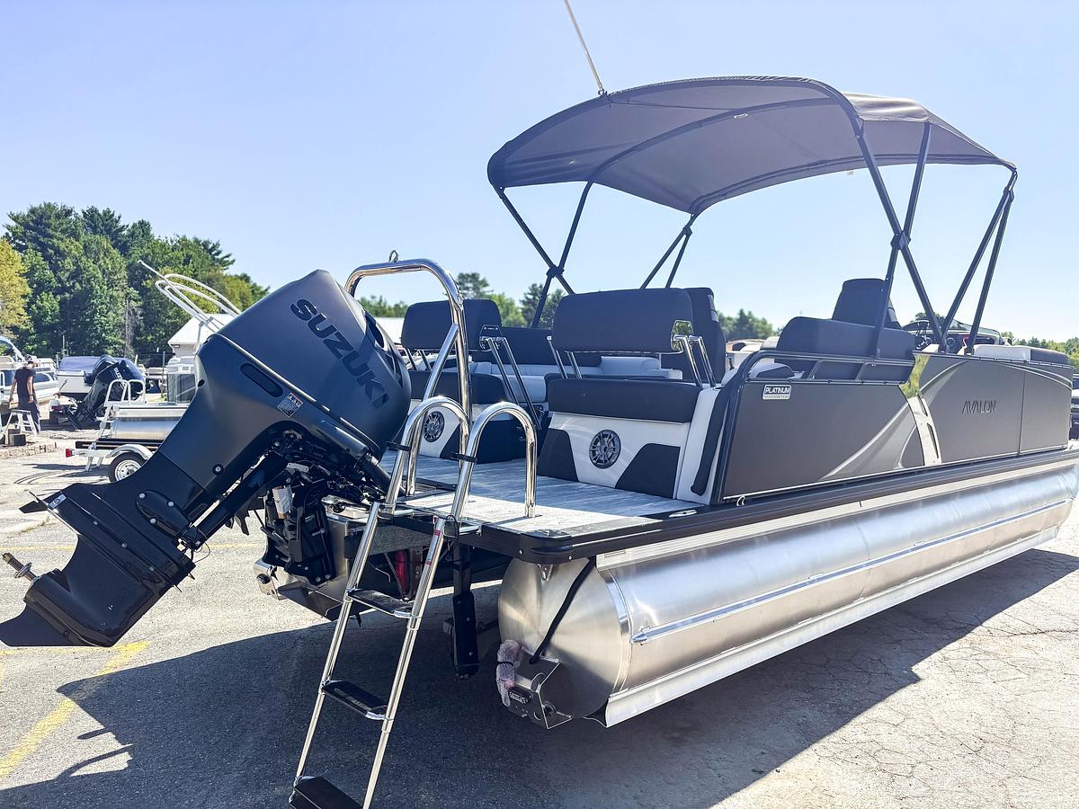 2026 Avalon 2385 LSZ QUAD LOUNGE SHIFT