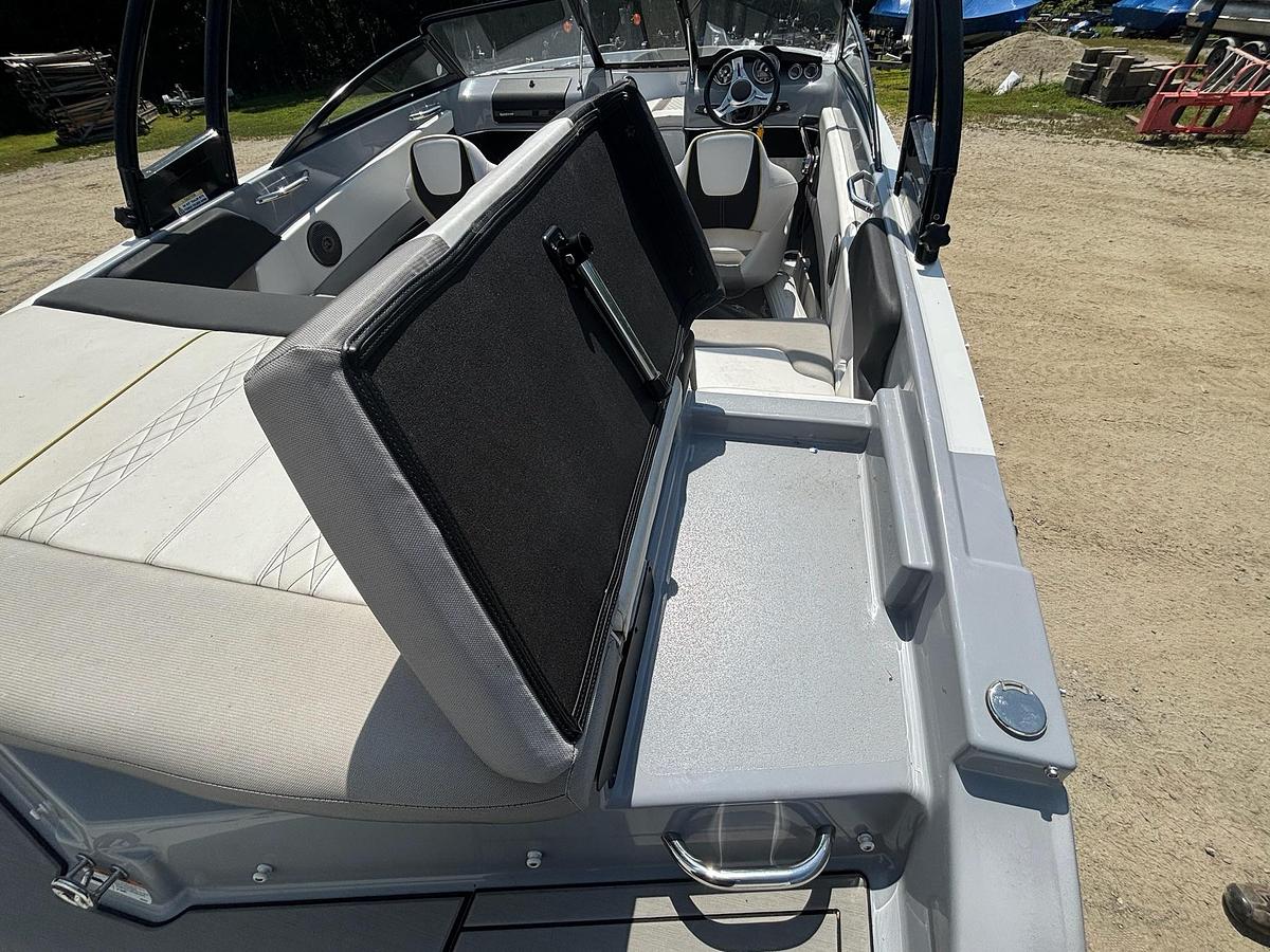 Used 2021 Glastron GTS 205