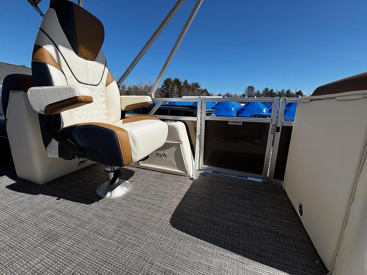 2026 Avalon 2385 VEN QL TRITOON