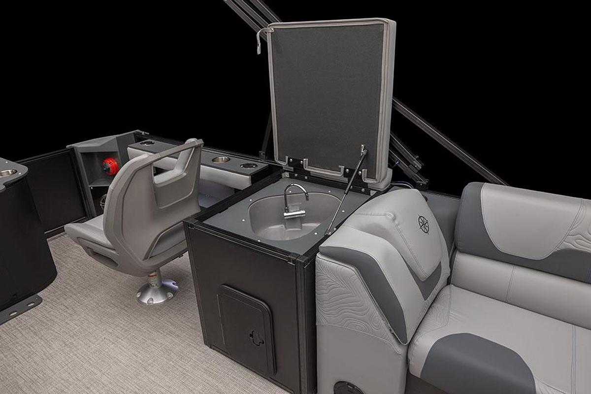 2025 Avalon Avalon GEOfish - 21' Rear Fish