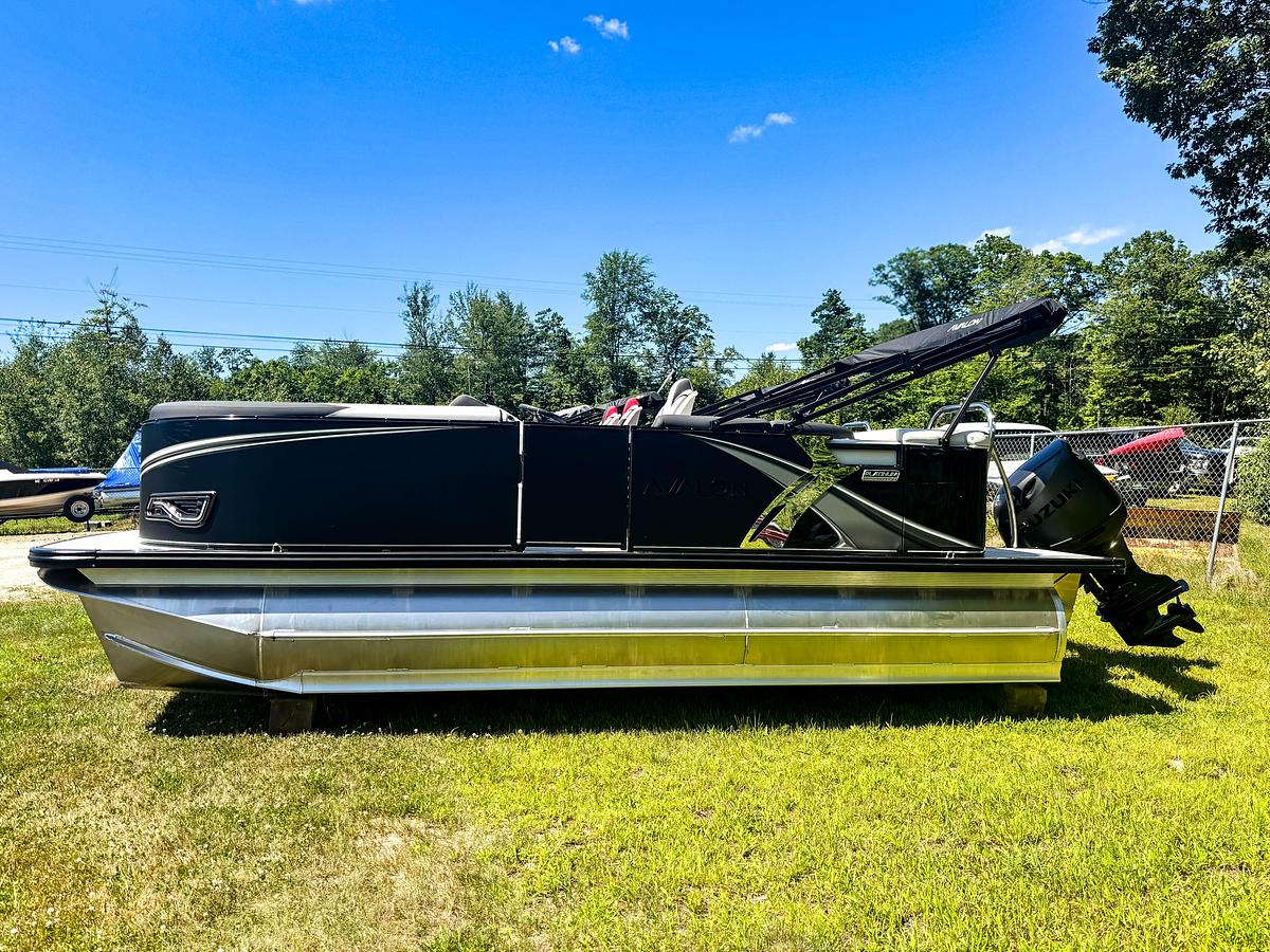 2026 Avalon 1985 LSZ CR TRITOON