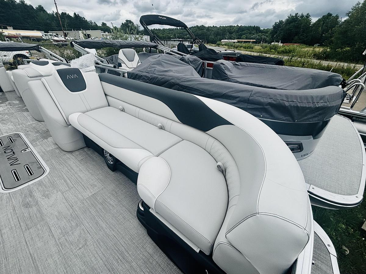 2026 Avalon 2585 LSZ EL TRI