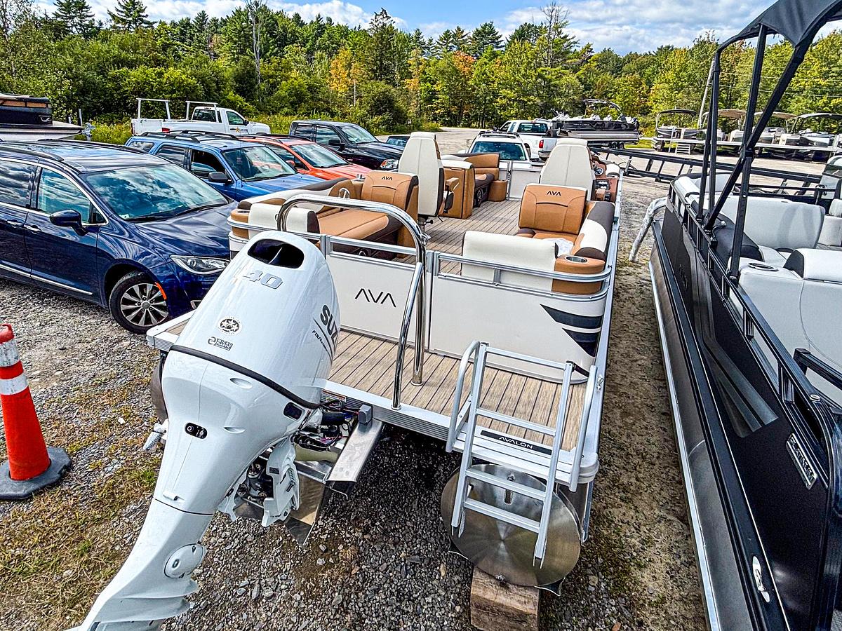 2026 Avalon 2385 VEN85 QL