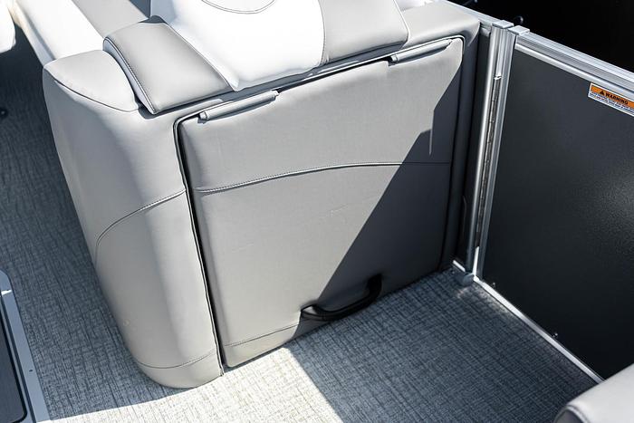 2025 AVALON 2385 CATALINA REAR J LOUNGE