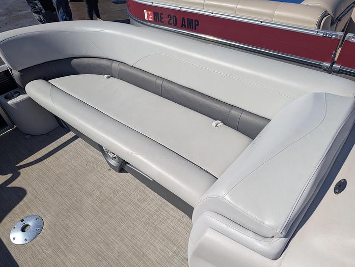 Used 2019 Avalon 2385 GS Cruise