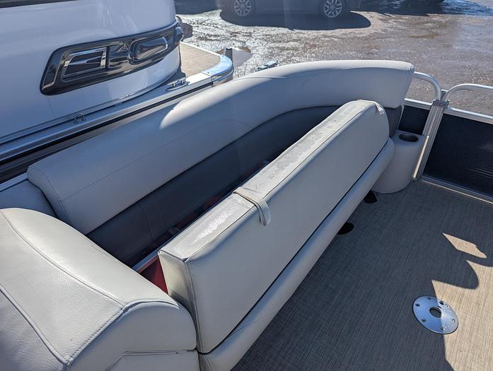 Used 2019 Avalon 2385 GS Cruise