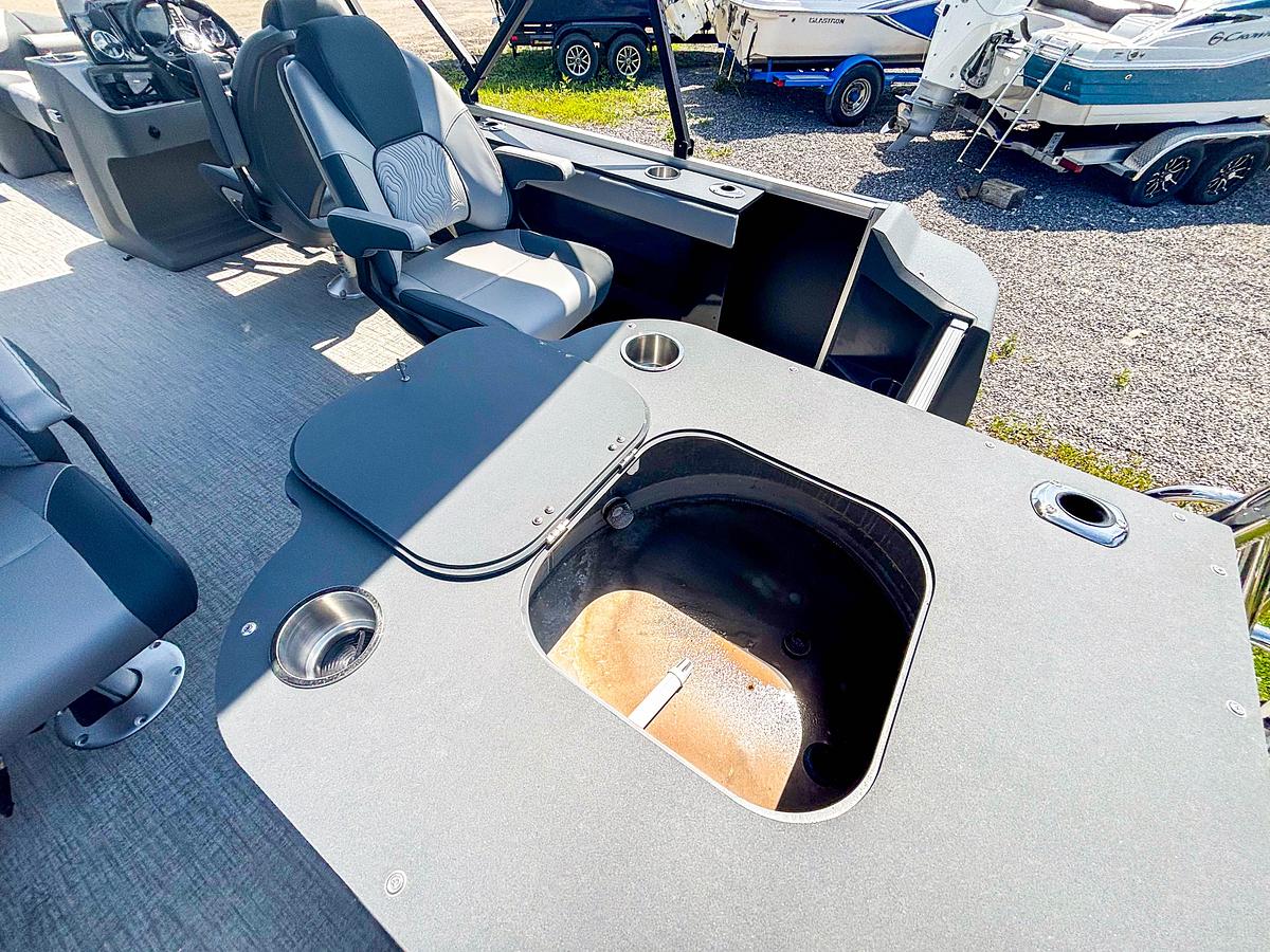 2025 Avalon Avalon GEOfish - 21' Rear Fish