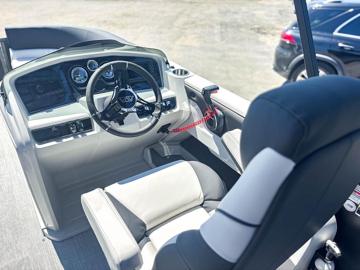 2026 Avalon 2385 LSZ QUAD LOUNGE SHIFT