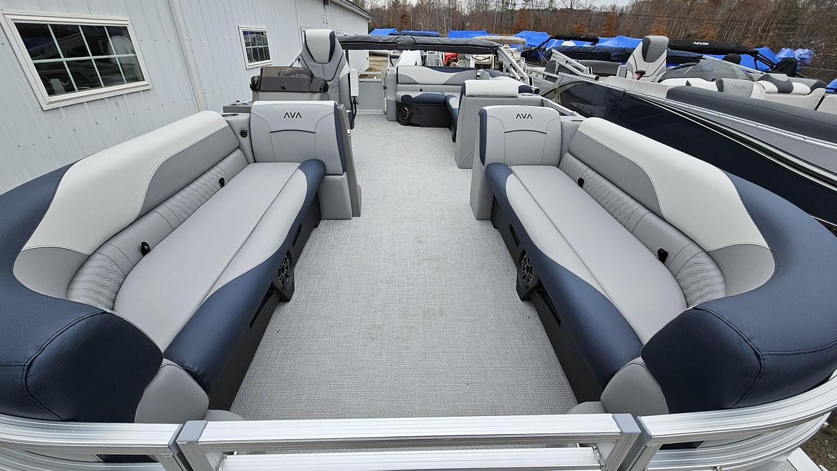 2026 Avalon 2385 LSZ ELITE TRITOON HONDA BF200