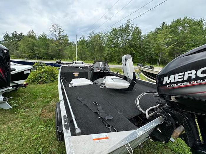 Used 2014 CRESTLINER 16 STORM