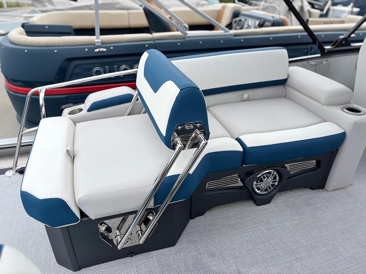 2026 Avalon 2585 CATALINA QLS TRITOON