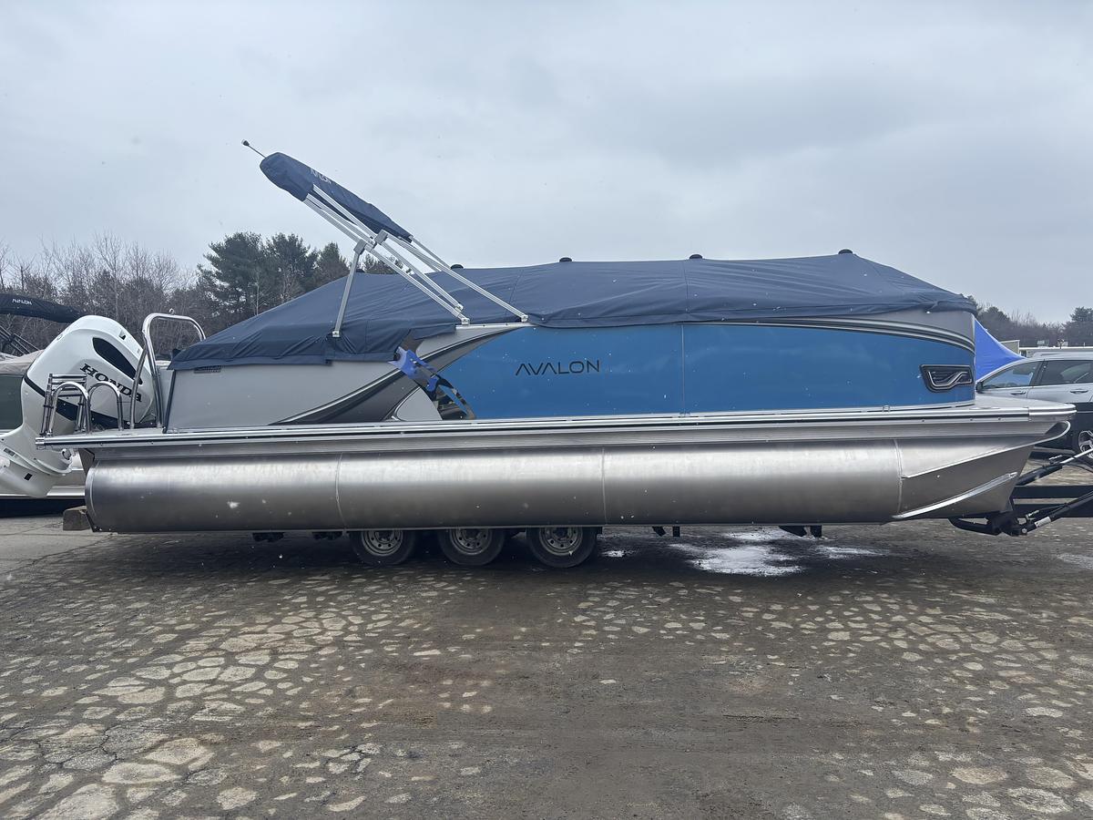 2026 Avalon 2385 LSZ QLS