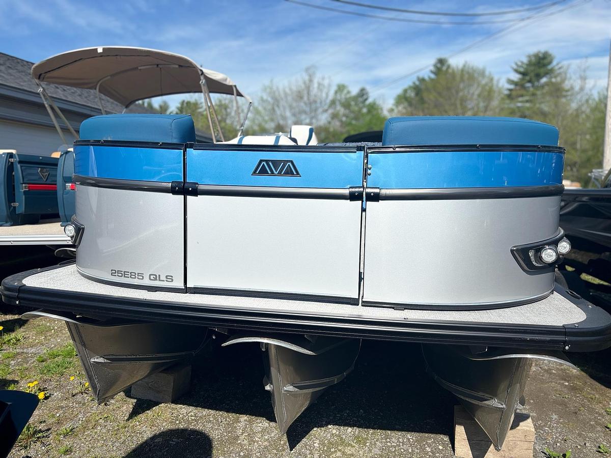 2026 Avalon 2385 CATALINA QLS TRITOON