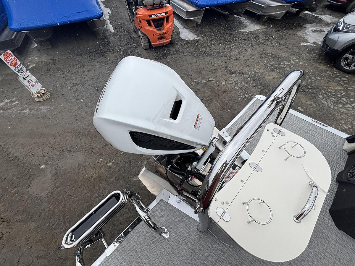 2026 Avalon 2385 LSZ QLS