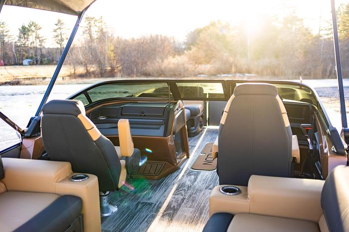 2025 Avalon Catalina